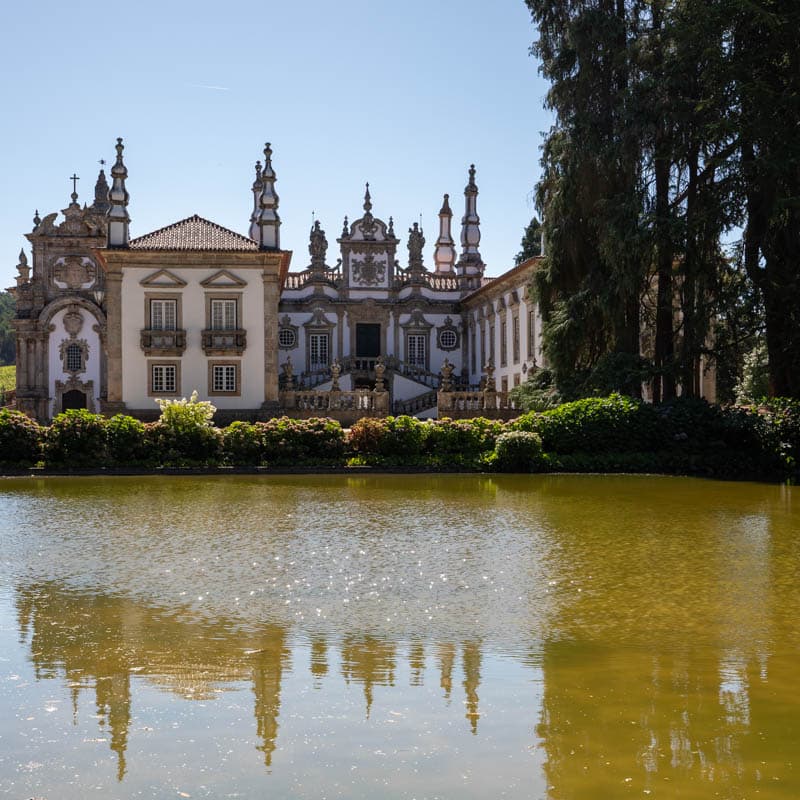 Fundação da Casa de Mateus